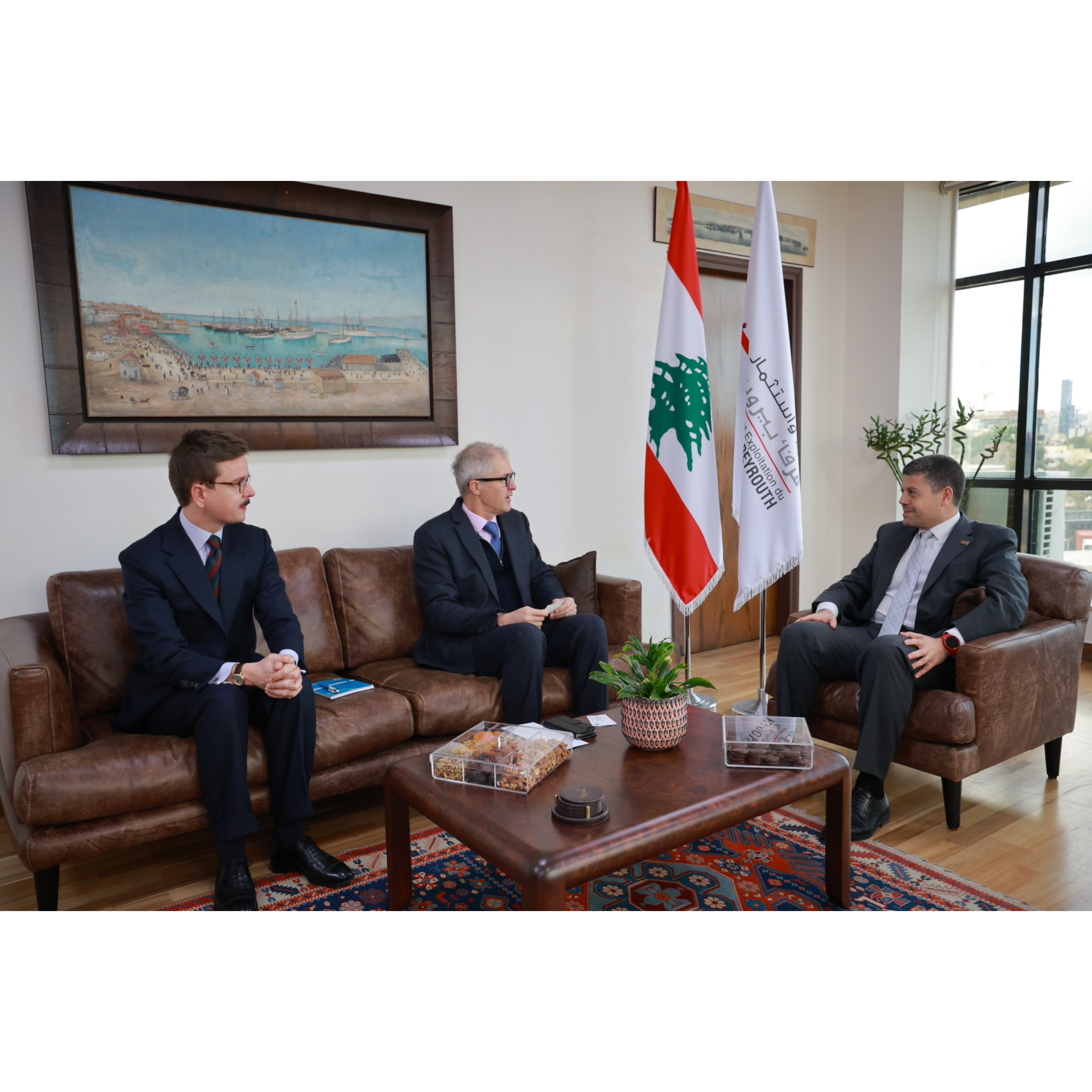  مدير عام مرفأ بيروت يتسلّم دعوة رسمية لزيارة مرفأ أنتويرب البلجيكي