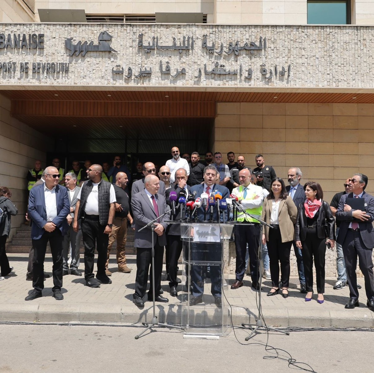 مرفأ بيروت يحتفل بعيد العمال  